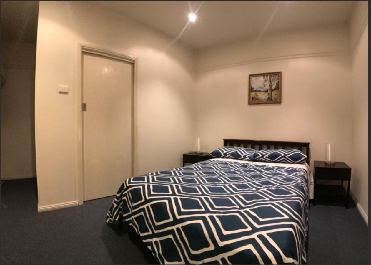 Malvern Backpackers Melbourne Exterior photo
